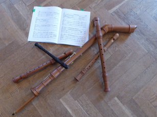 Musizieren-auf-Blockfloeten.JPG